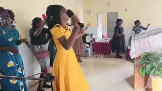 PRAISE HOUR 