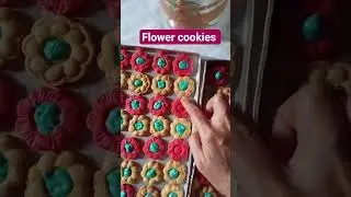 flower cookies with blue chocolate