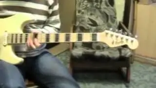 GuitarStroy13: GreenRV - Stratocaster 4
