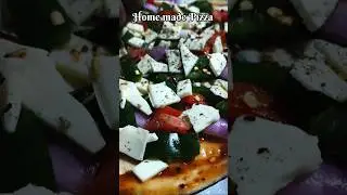 Home Made Pizza 🍕😋 #cheesepizza 🍕#shortsviral #foodlover ✨❤️