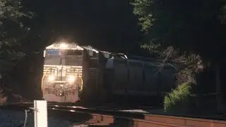 NS 154 by Westminster, SC with NS 4142 leading on 9/21/2024