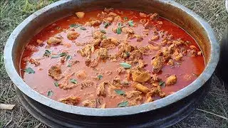 CHICKEN CURRY RECIPE !!! Cooking Skill | Kerala Style Chicken Curry | Village Food Channel