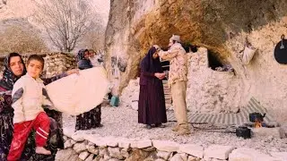 The pure tranquility of nomadic life🥯: Baking local bread in the pristine nature of the mountains🌄🥖