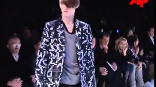 Dior Homme A/W 2007 'Navigate' Runway show by Hedi Slimane