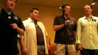MaxQ sings 