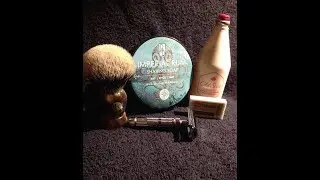 Frank Shaving Brush - Fine Marvel Razor