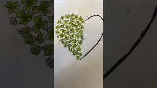 Can you find the four leaf clover? I hope you like it!!  #clover #famous #drawing #fourleafclover