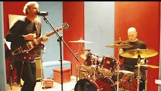 War Song - King With No Throne