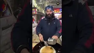 At 4 o'clock in the morning, best omelette in Delhi 🔥