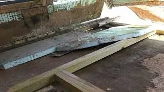 АВТОБУС НЕ РАБОТАЕТ!!! Ремонт верхней полки пошёл не так... часть 1