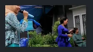 Wah Tiwi nyanyi bareng ELmodis Group