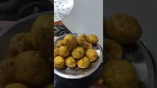 हरी मटर के कोफ्ते बनाने की आसान विधि#Dhaba style tasty Mulayam Kofte#recipe #vegkitchen #viral 