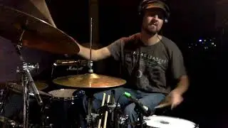 JUNGLE DRUMMING - LIQUID DNB (ODDSOUL - NO MATTER)
