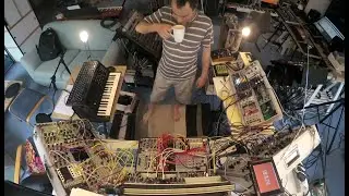 FourLight - Euclid Keeps Jumping (modular jam) - Robaux SWT16+, Verbos Voltage Multistage