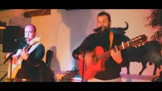 LE TORO SUR LE TOIT - LOS CARAJILLOS - 