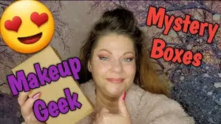 Unboxing A Mystery Box From Makeup Geek🎉 Is It Worth It? By Simply_ Steph