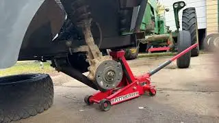 How to Replace Kubota RTV Front CV Axle (Kubota RTV 900)