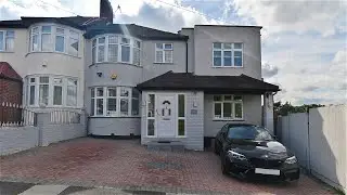 Arbon & Miller | A&M | Kirkland Avenue, Clayhall | STUNNING 4/5 BEDROOM HOUSE