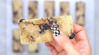 No-Bake Blueberry Muffin Protein Bars (no sugar added, gluten free, vegan)