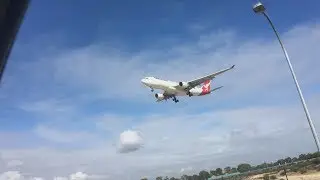 Quantas landing at Perth Airport - Dunreath Dr.