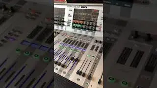 Soundcraft Vi6