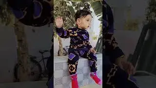 Aru beta kya dund rhi hai? 🤔🤔 #short #arika #1ksubscribers #baby #pari #shorts