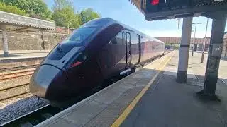 A brand new EMR Class 810 Aurora, 810004 departs Sheffield for London St Pancras, 1/5/25