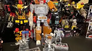 Transformers Masterpiece 2015 Year of the Goat Soundwave. Video 2 of 2