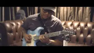 Soloking MS-11 Classic with One Piece Micarta Rosewood Neck in Daphne Blue Nafiri Special Run