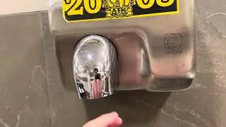 Xinda Nozzle hand dryers: Las Palmeras Hotel, Malaga, Spain 🚹1