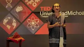 Las múltiples raíces de la tradición y la dive | AMALIA RAMÍREZ GARAYZAR | TEDxUniversidadMichoacana