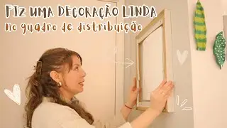 Decorando o Hall de Entrada - Fiz um quadro pra ensconder o quadro de distribuição e ficou lindo!