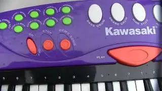Kawasaki Toy Keyboard vs. Casio SA-76 Features