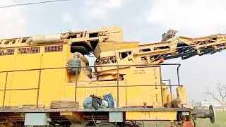 Railway viral video Soil cleaning machine by stone on rail line