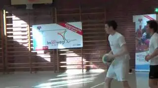 14 Ball-Pass-Staffel - CVJM bewegt-Challenge
