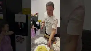 Paano gumawa ng naan bread by Sean Lloyd