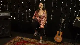 Lovesong - The Cure - Adele  (acoustic cover by chiizha)