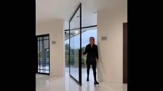 Portapivot 5730 pivot doors in motion