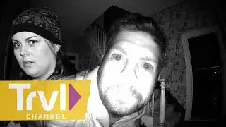 Flashlight Turns Itself On & Off | Portals to Hell | Travel Channel