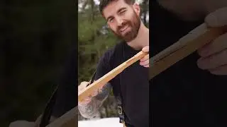 How to build a fire in the snow with minimal resources! 🔥😁 #survival #survivalskills #lifehack