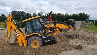 JCB Backhoe Machine Working on Sandy Place - JCB Video