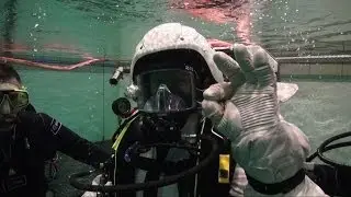 HOW DO ASTRONAUTS TRAIN FOR ZERO GRAVITY? BBC NEWS