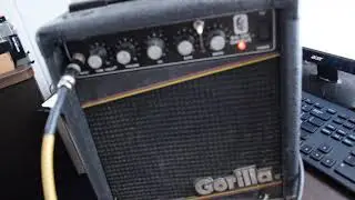 Vintage Gorilla GG-20C Guitar Amp with Chorus and Tube Stack.