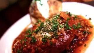 Chicken with tomato and lentils
