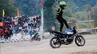 Darjeeling pull Bazar Bike stunt By Milan pradhan,Anunia Lama,kaluk And Peter Rai 😱😱😱