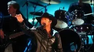 Tim McGraw | The Cowboy In Me (Live @ CMA Awards 2001)