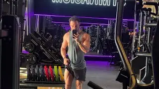Kipróbáltam Bali egyik legkomolyabb edzőtermét! / edzés / új kiegészítők?? / 