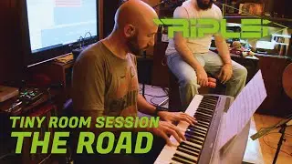 RIPLEI - The Road | Tiny Room Session