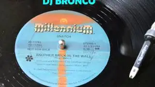 Snatch – Another Brick In The Wall (Pink Floyd)