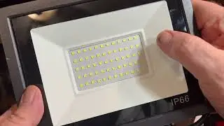 JAYNLT 100W LED Flood Light Outdoor, 9000LM Super Bright LED Work Lights Review, This model has
